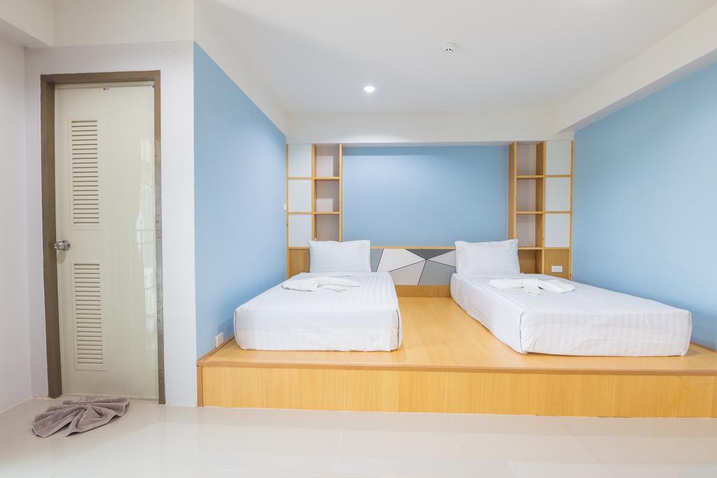City 2 Lampang Extérieur photo