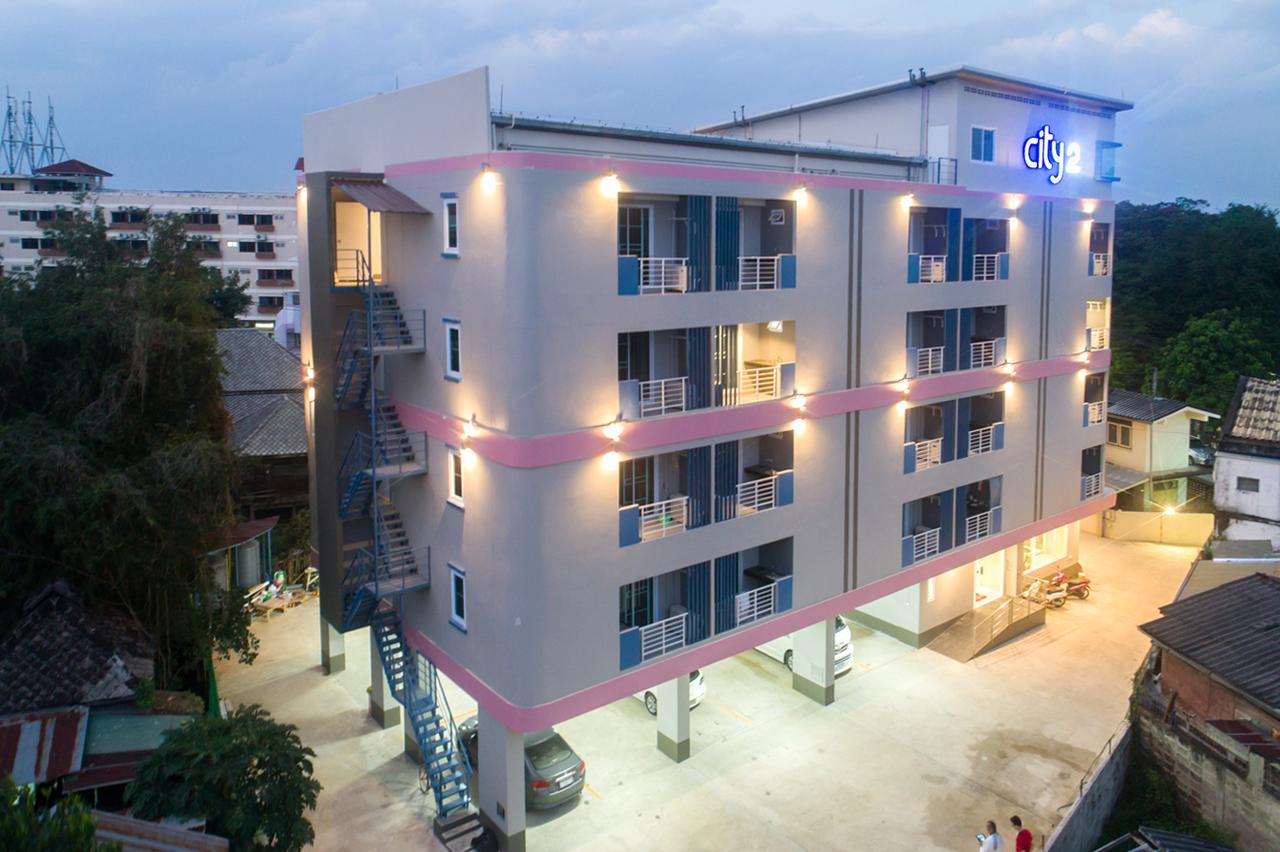City 2 Lampang Extérieur photo