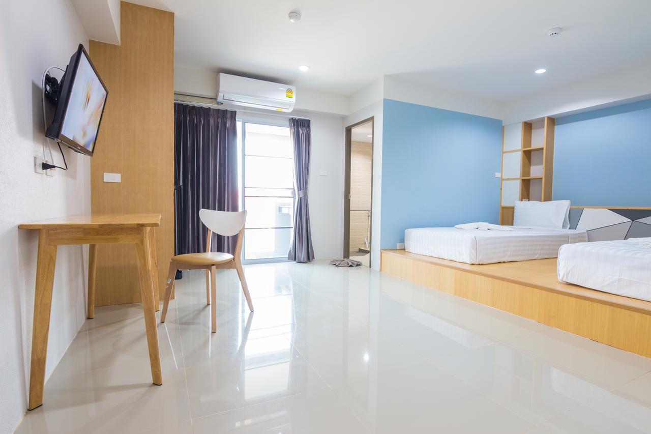City 2 Lampang Extérieur photo